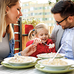 How To Create a Kid-Friendly Dining Experience