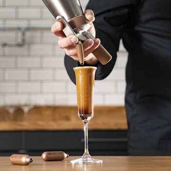 How Nitro Coffee Transforms Beverage Menus